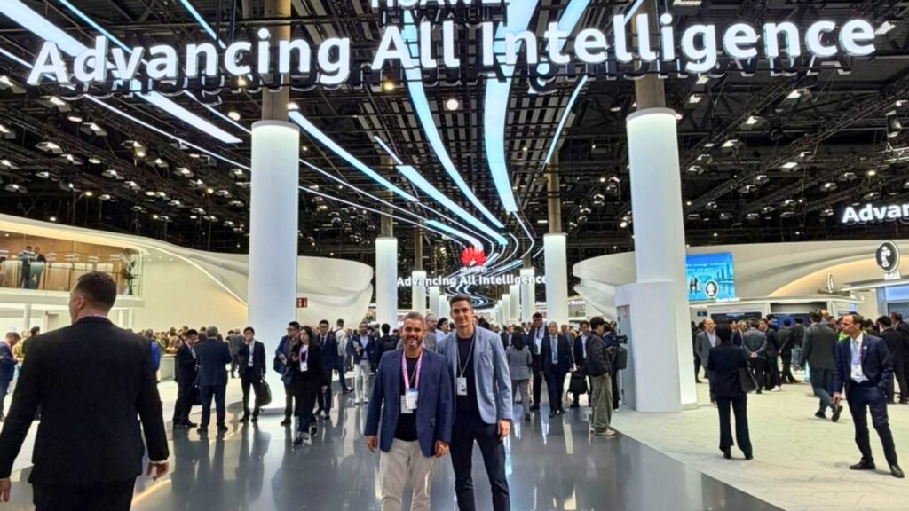 MWC Barcelona 2026: Grupo LPM marca presença 1 Fabiano Silva e Leandro Pereira no MWC Barcelona 2026